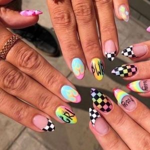 Meet your Posher, Damaris